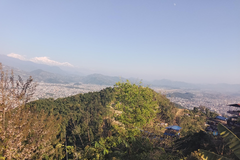 Passeio de meio dia pela cidade de Pokhara com motorista em carro particular