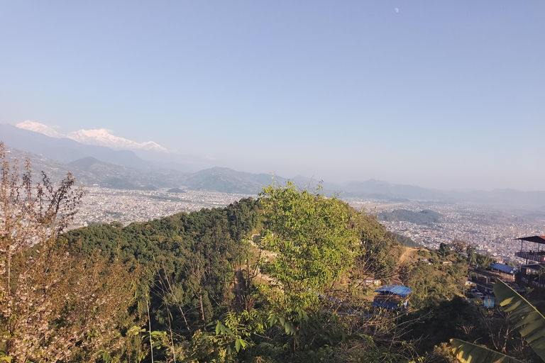 Passeio de meio dia pela cidade de Pokhara com motorista em carro particular