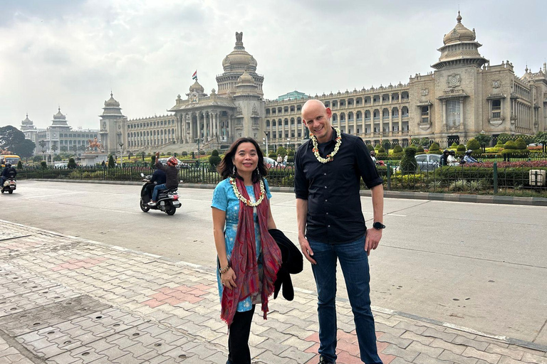 اكتشف بنغالور عبر العصور - جولة إرشادية مع غداء