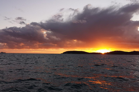 Zonsondergangtour met een glazen boot rond de oude stad en grotten in Dubrovnik