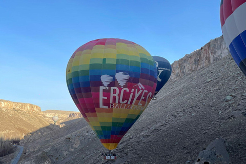 Capadocia : Vuelo en Globo en el Valle de Soganli