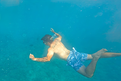 Oahu : aventure de plongée avec tuba dans le Turtle Canyon avec équipementOahu : Aventure de plongée avec tuba dans le Turtle Canyon, équipement fourni