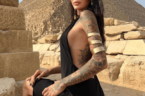 Pyramides, Sakkara et Memphis - Visite privée avec déjeunerVisite privée avec guide, transfert et déjeuner, à l&#039;exclusion des droits d&#039;entrée.