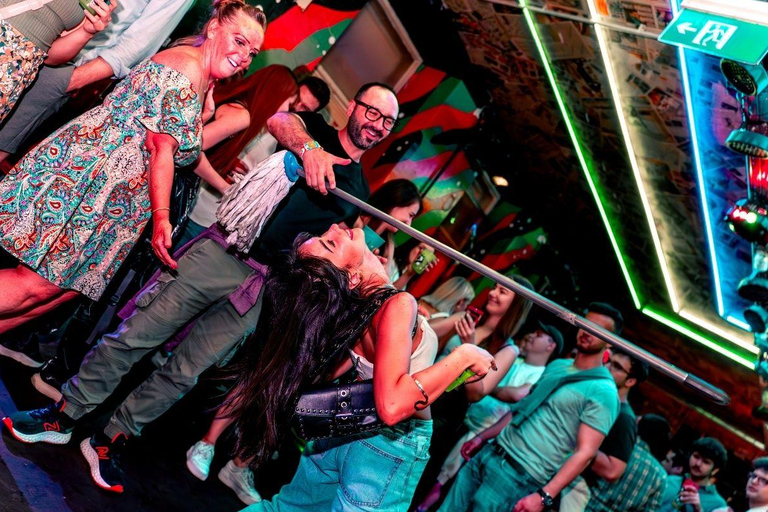 Hamburg: New Year’s Eve Night, Hidden Bars, VIP Club Entry