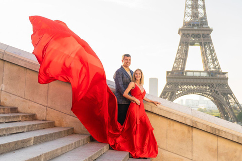 Paris: Eiffel Tower Glamor Photoshoot with Dress Options