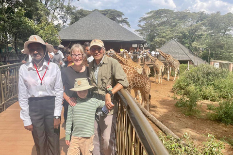 Nairobi: Giraffe Center, Museum of Illusions & Blixen Tour