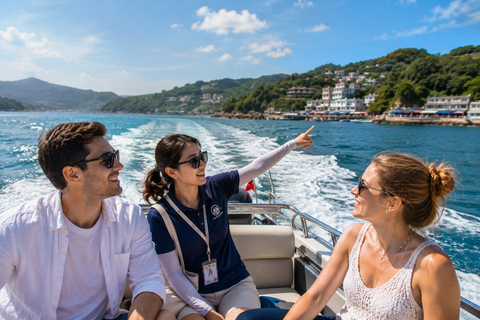 Hong Kong: Lamma Island Tour Trip with Ferry & Photos