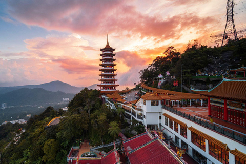 Kuala Lumpur: Genting Highlands Tour with Awana Cable Car Private Tour