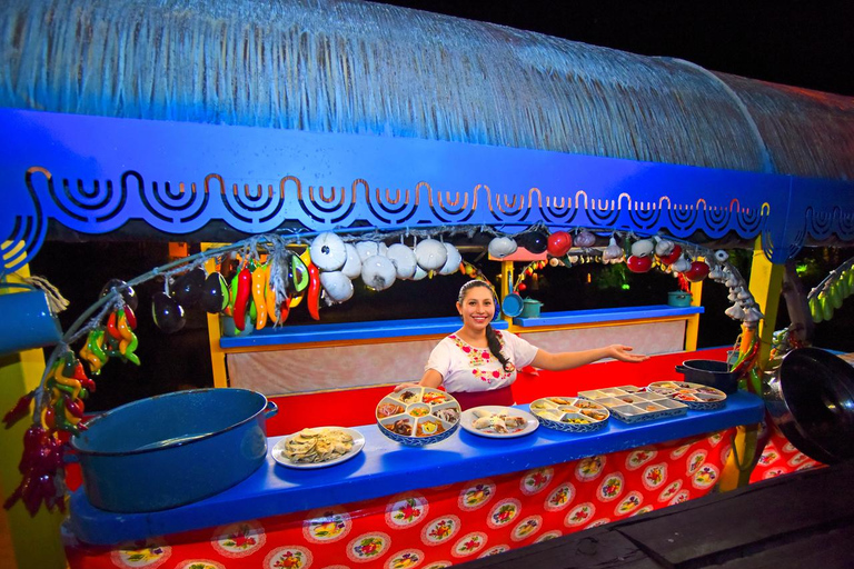 Z Cancun: wstęp do parku Xoximilco z opcją all inclusiveZ Cancun: wejście do parku Xoximilco