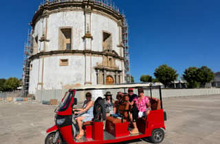 Porto: Private Tour mit dem Elektro-Tuk-Tuk – Sehenswürdigkeiten & Ribeira