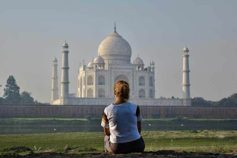 Au départ de Delhi : excursion privée d&#039;une journée au Taj Mahal et à AgraVisite d&#039;une jounée avec déjeuner et billets pour les monuments, tout compris