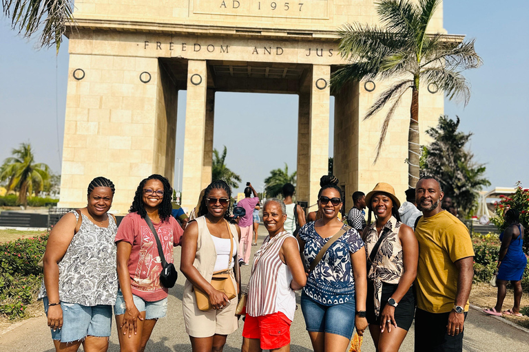 Accra: 8-Day Guided Cultural Tour of Ghana