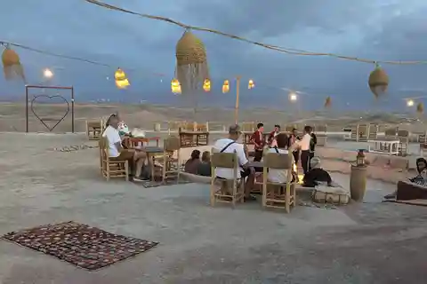 Marrakech : Dîner dans le désert d'Agafay, musique live et spectacle de feu