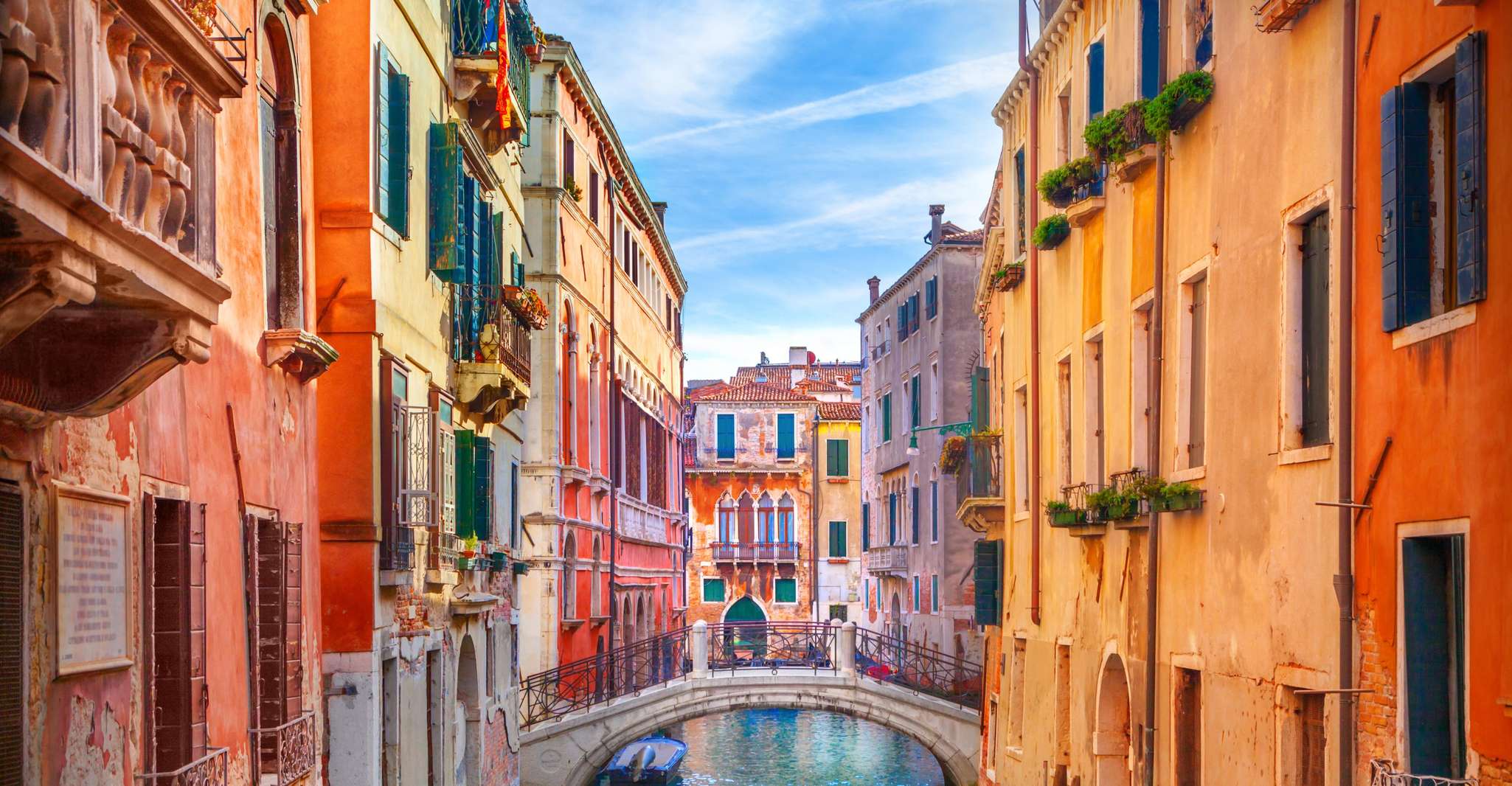 Ravenna Port to Venice with Deluxe Tour by Boat and Gondola