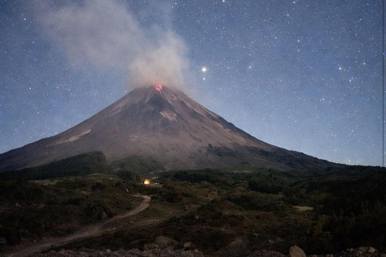 Mount Merapi Jeep Sunset & Lava Flow Night Tour with Pickup
