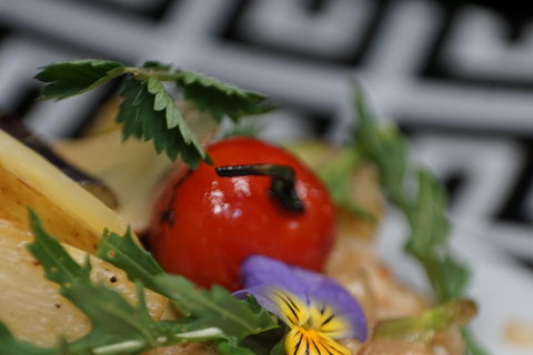 Dresden: Private cooking class with matching drinks included Dresden: Private cooking class with matching drinks