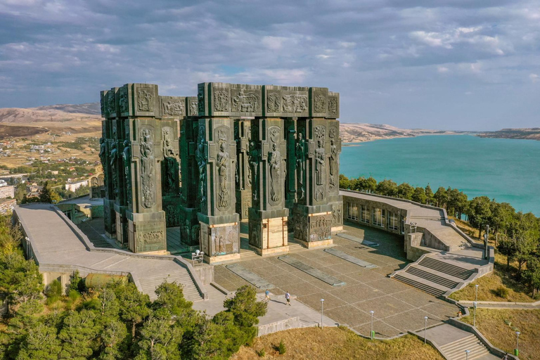 Tbilisi: Chronicle of Georgia, Bodbe & Sighnaghi Tour