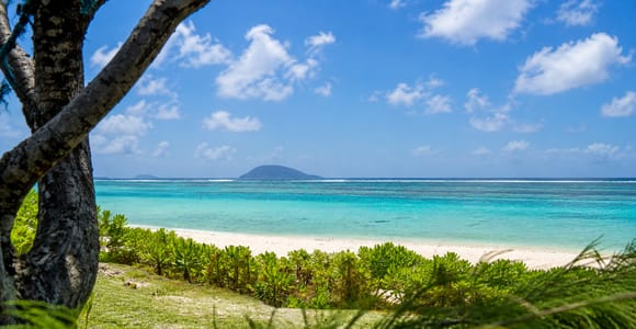 Mauritius: 3 Northern Islands Speedboat Tour with BBQ