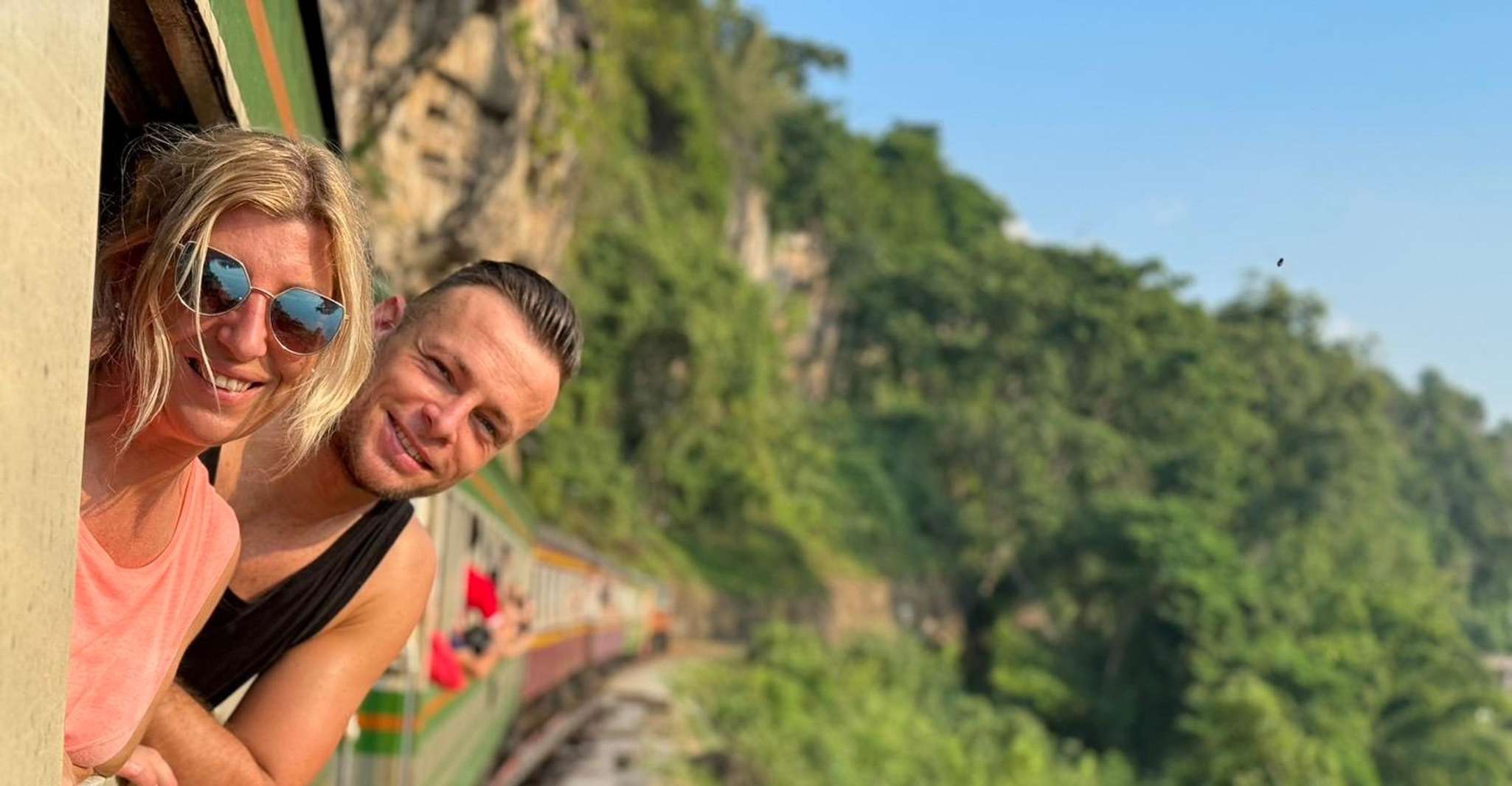 Da Bangkok, Kanchanaburi Tour con visita al mercato galleggiante - Hizvo