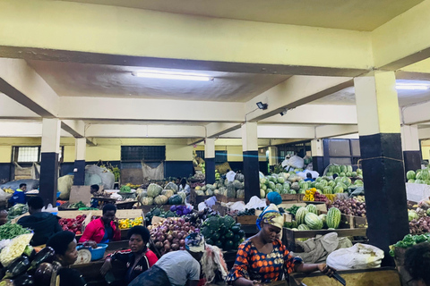 Kigali: Evening Sightseeing Tour with Traditional Dinner