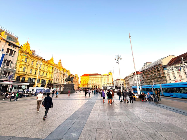 Explore Zagreb: A Guided Walking Tour of the City Centre