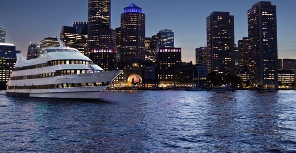 City Cruises Boston: Hafenbuffet-Kreuzfahrt mit Mittag- oder Abendessen