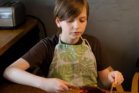 Make dark chocolate like a pro in Tallinn