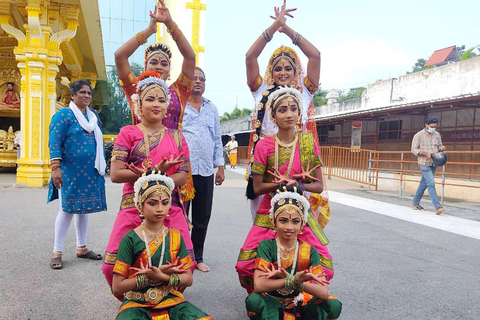 Vellore Golden Temple & Fort Trip from Bengaluru