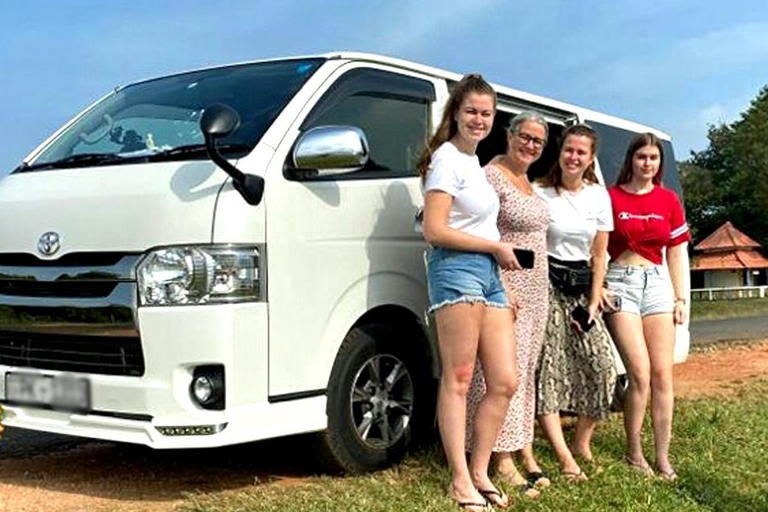 Sri Lanka Private Car or Van Rental with Driver per Day Mini Van Rental