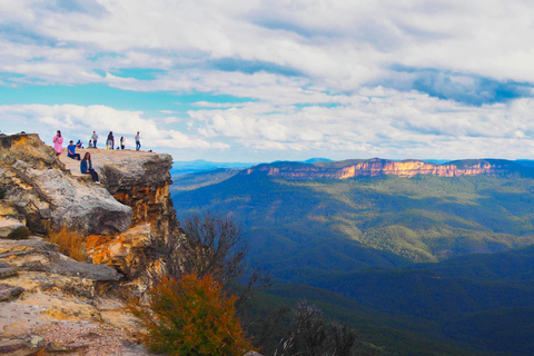 Blue Mountains Tour with Scenic World, Zoo&Bilingual Driver Blue Mountains Tour with Scenic World, Zoo&Bilingual Driver