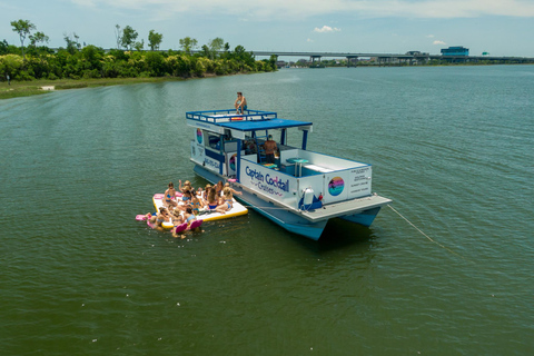 Charleston: Noleggio barca privata; Capitano e accompagnatore; Fino a 22 personeBarca privata con capitano: 3 ore da 15 a 18 passeggeri