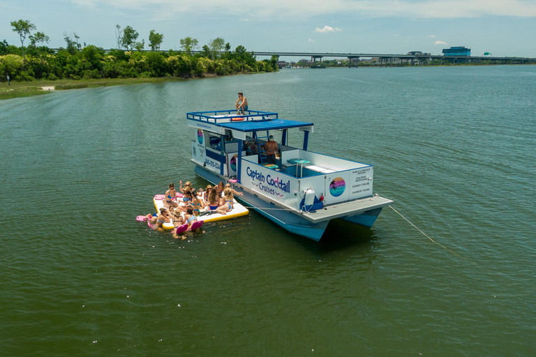 Charleston: Noleggio barca privata; Capitano e accompagnatore; Fino a 22 personeBarca privata con capitano: 3 ore da 15 a 18 passeggeri
