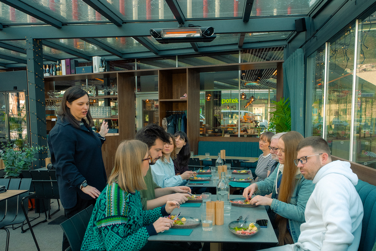 A Taste of Bergen Food Tour with Fløibanen Funicular