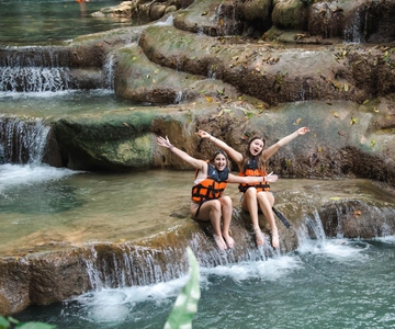 Da Bangkok: Tour per piccoli gruppi del Parco Erawan e di Kanchanaburi