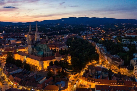 Zagreb : Highlights Rundgang mit einem FührerZagreb : 3 Stunden private Tour zu Fuß