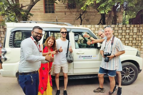 From Delhi/Jaipur/Agra: Premium One-Way Transfer Cab Service