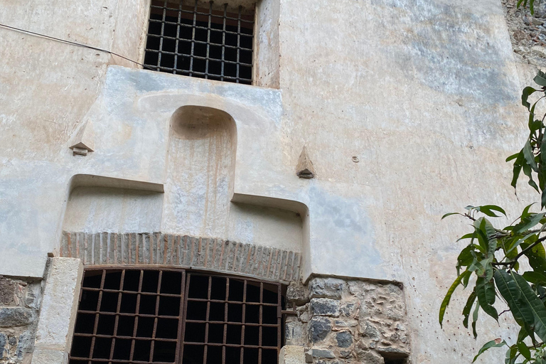 Recorre la Ciudad Vieja/Descubre la CIUDAD VIEJA