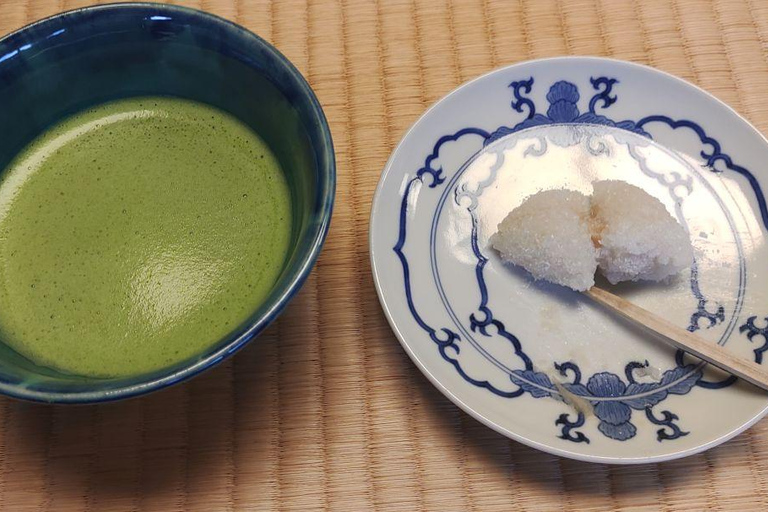 Kanazawa: Private Cultural Tour as Workshop