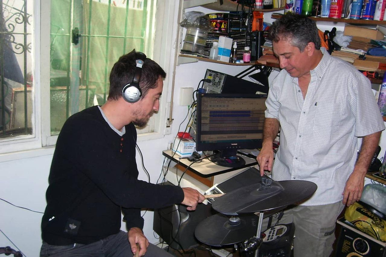 Learn to play drums in the city of Montevideo Learn to play the drums in Montevideo
