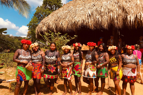 Panama : Village indien Embera Tusipono