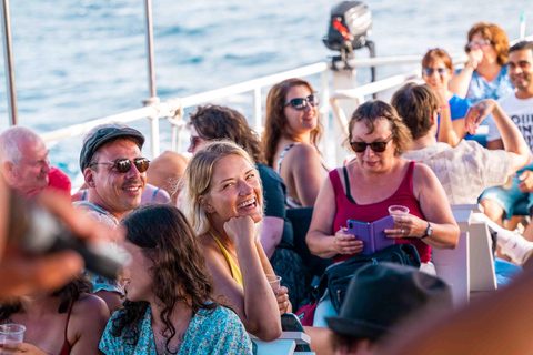 Desde Corfú: Crucero de un día a Paxos, Antipaxos y las Cuevas AzulesSalida desde el puerto de Corfú