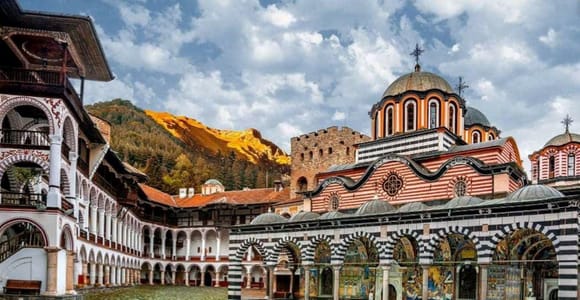 Rila-Kloster & Boyana-Kirche – Öko-Private Tour ab Sofia