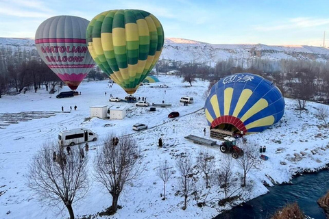 Cappadocia: Hot Air Balloon Ride over Ihlara Valley