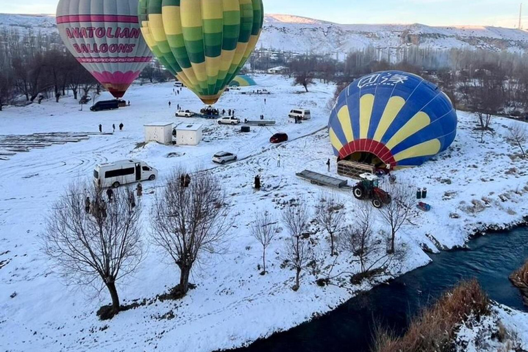Cappadocia: Hot Air Balloon Ride over Ihlara Valley