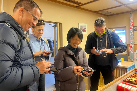 Kanazawa:Gold Leaf Experience, Geisha District & Matcha Tour