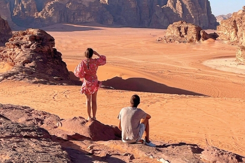 Excursión de día completo en Jeep ( Almuerzo) Lo más destacado del desierto de Wadi RumExcursión + Comida + Camello 1 hora