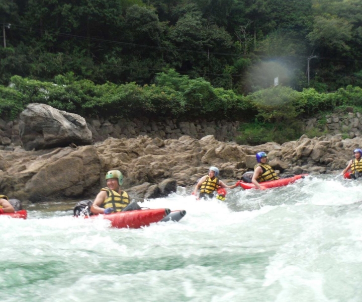 Shiga: Whitewater Rafting-rondleiding op een rivierbug