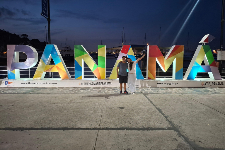 Panama at Night: Cinta Costera + Casco Antiguo + Amador and 3-Course Dinner Panama at Night: Cinta Costera + Old Town + Amador and 3-Course Dinner