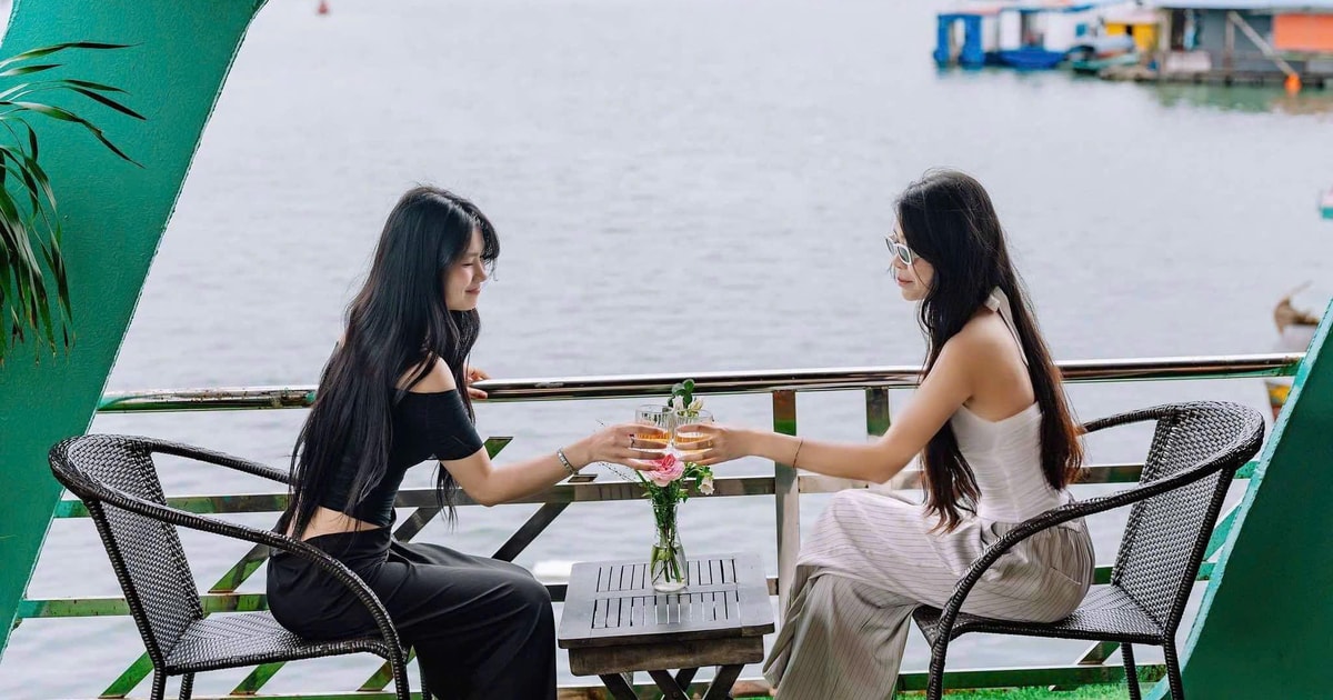 From Ha Noi/Cat Ba: Full-Day Cruise to Lan Ha - Ha Long Bay