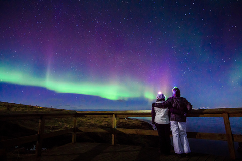 Vanuit Reykjavik: Noorderlicht premiumervaring kleine groep